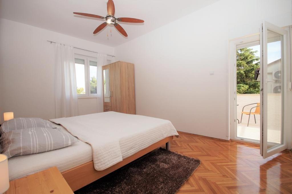 Apartment Deni PUY 외부 사진